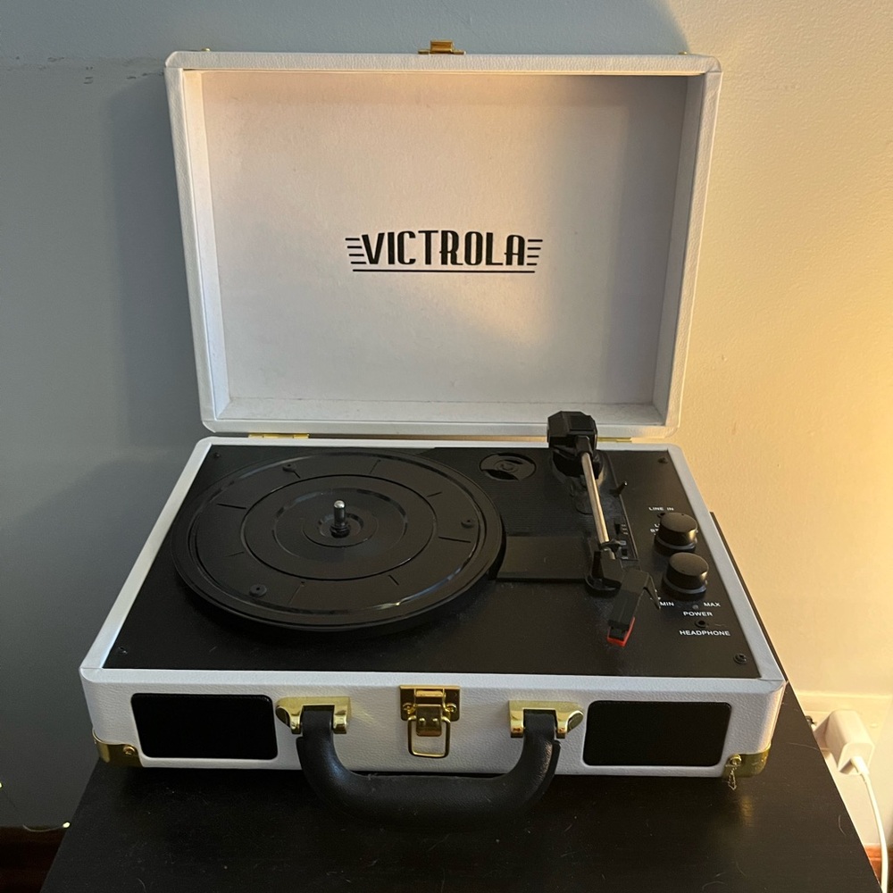 Victrola portable record player